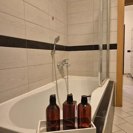 La Casa Di Dani A 15 Min Dal Centro * Milaan