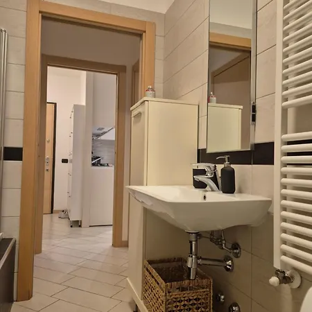 La Casa Di Dani A 15 Min Dal Centro Appartement Milaan